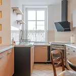 Apartment Homely By Bookinghost