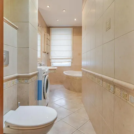 Apartament Bielsko-biała Homely By Bookinghost *