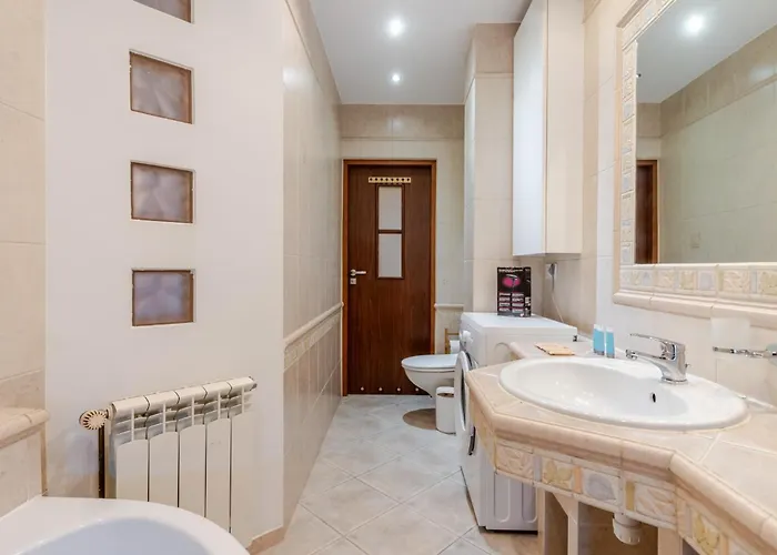 Homely By Bookinghost *