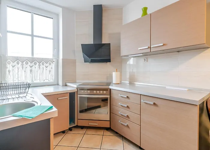 Homely By Bookinghost