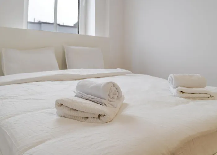 Homely By Bookinghost דירה ביילסקו-ביאלה